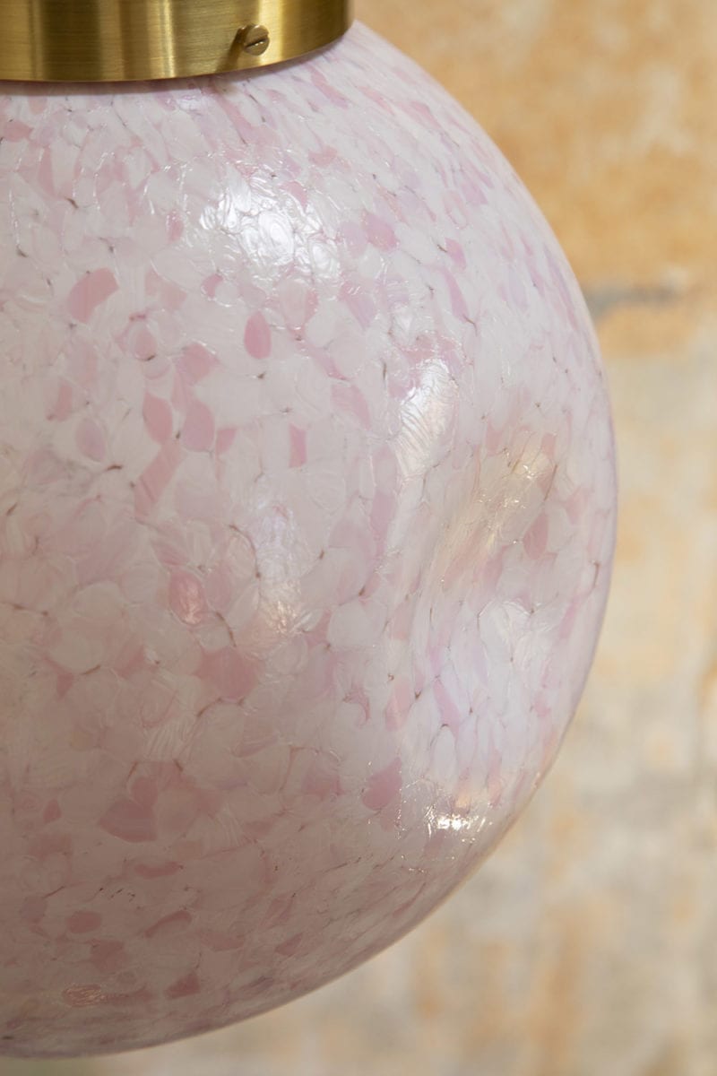 TheInvisibleCollection_PierreGonalons_Lamp_Pink_Detail